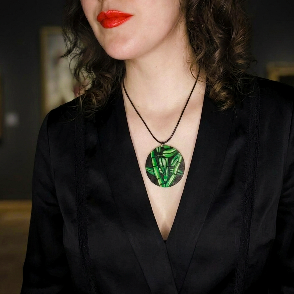 Pendentif en bois peint à la main – Collection Botanique