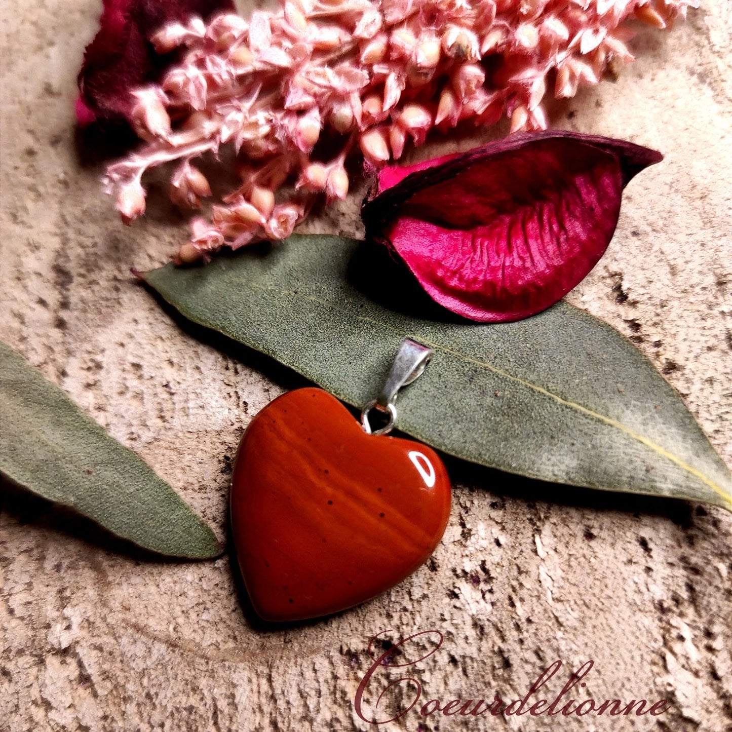 Pendentif coeur "Vitalité" Jaspe rouge